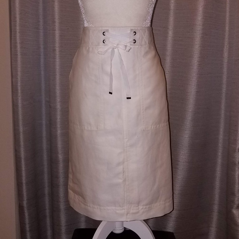 Ann Taylor Cotton and Linen Skirt